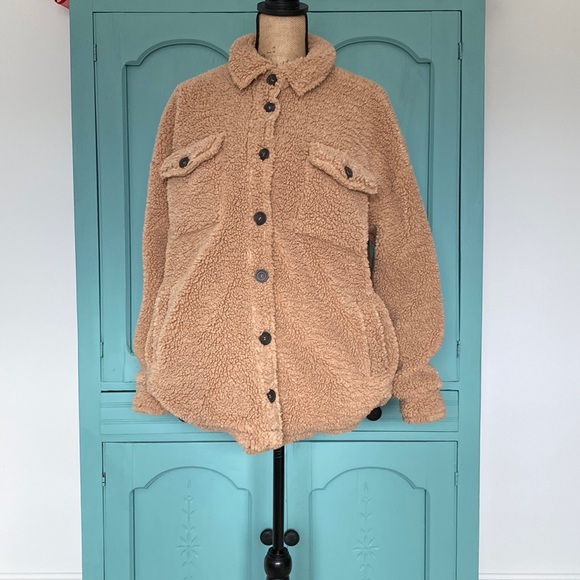 Altar’d State Teddy Jacket. Like New. Medium. Tan - Picture 3 of 9